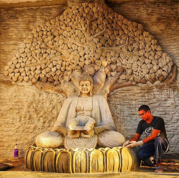 File:Sand Artist Madhurendra (6).jpeg